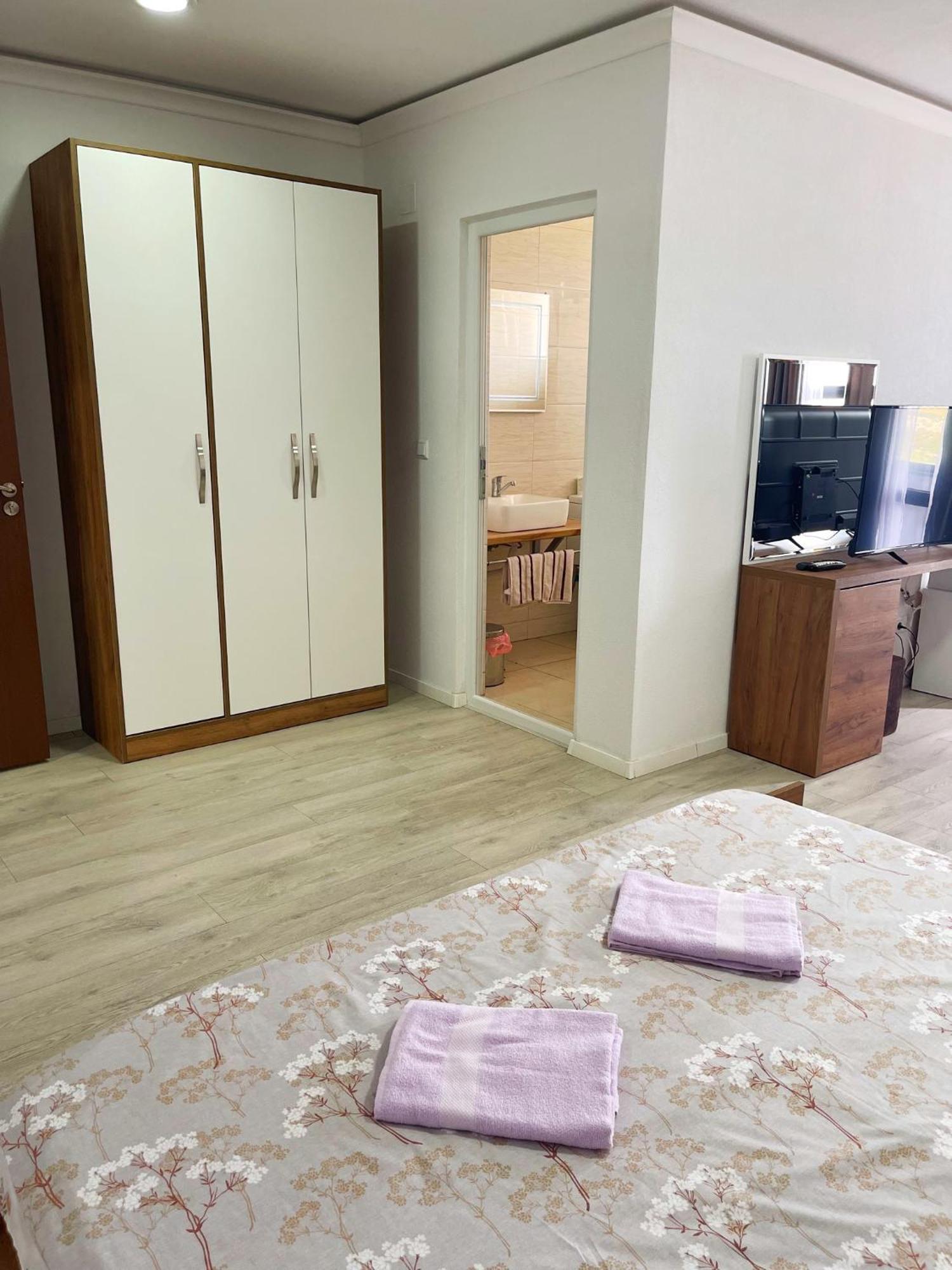 Infinity Plaza Hotel Gjakova Exterior photo